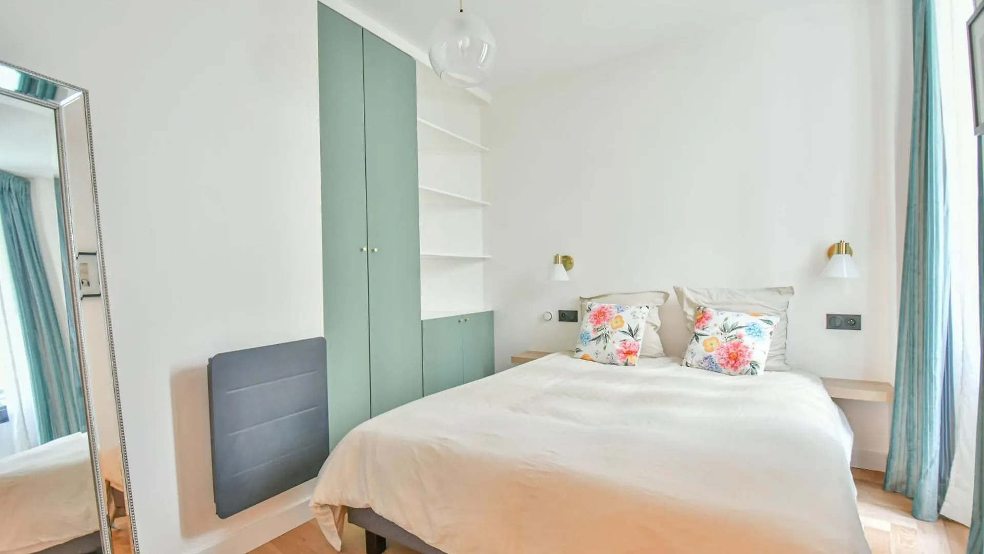 Duplex A Saint-ambroise Apartment Paris